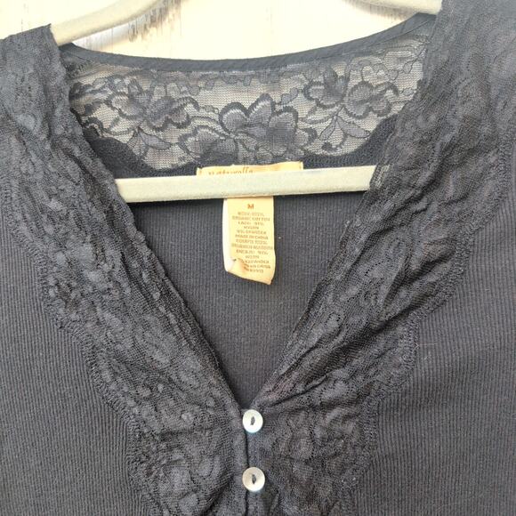 Vintage Naturelle Y2K Dainty Coquette Ribbed Lace Trim Black Top Women's Med - Picture 2 of 10